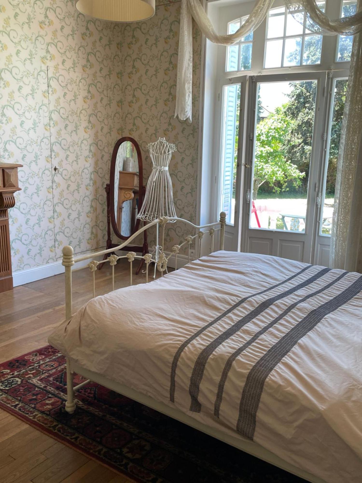Holiday Home Villa Castel Marie Louise Néris-les-Bains Exteriér fotografie